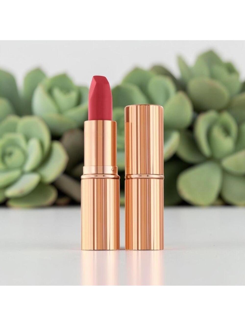 Charlotte Tilbury Matte Revolution Luminous Matte Lipstick - Gracefully Pink
